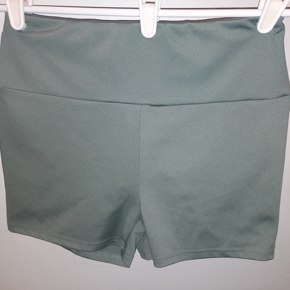 SHEIN Olive Green Athletic Bike Shorts Bnwot